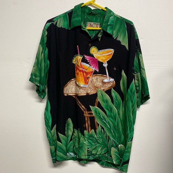 Tori Richard Other - Tori Richard men’s button up shirt size XL